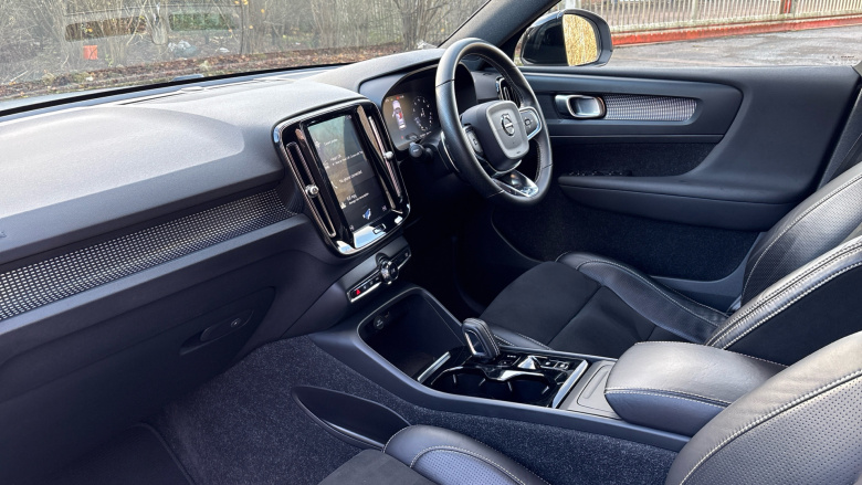 Volvo Xc40 1.5 T3 [163] R DESIGN 5dr Geartronic Petrol Estate